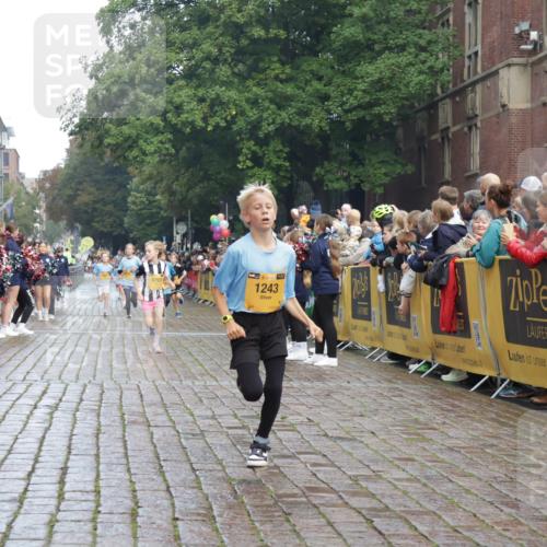 13.09.2026 - Kiel Lauf Yannick Fuchs http://msf.ph/oto/10278276 13.09.2026 08:51:15 Ziel 909, 1238, 1724, 3683, 4159, 5010, 7033, 10463, 10970, 11688, 496, 497, 2125, 2343, 3106, 5792, 5959, 9612, 10957, 10987, 444, 1243, 4741, 5211, 5439, 5793, 5906, 6699, 8206, 8657, 8883, 9379, 9929, 2443, 5792, 7511 meine-sportfotos.de