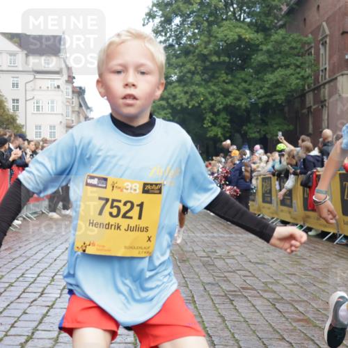 13.09.2026 - Kiel Lauf Yannick Fuchs http://msf.ph/oto/10278446 13.09.2026 08:51:24 Ziel 444, 909, 3683, 4159, 4741, 5010, 5211, 5439, 6699, 7033, 8657, 8883, 9379, 9929, 496, 1238, 1724, 2343, 5010, 5959, 10463, 10957, 10970, 11688, 1243, 3779, 3901, 5130, 5580, 5793, 5906, 5976, 6532, 7521, 8206, 8538, 11448, 12467, 497, 2125, 3106, 5792, 5959, 9612, 10987 meine-sportfotos.de