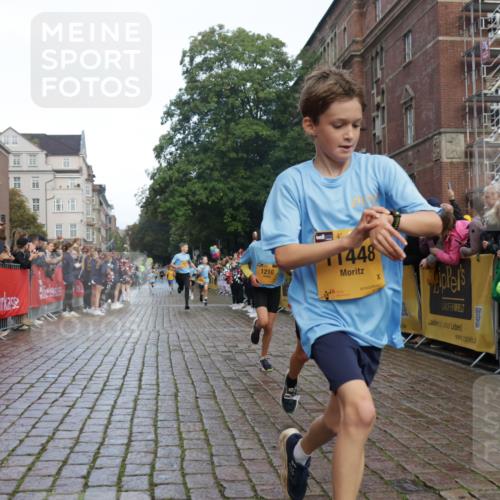 13.09.2026 - Kiel Lauf Yannick Fuchs http://msf.ph/oto/10278512 13.09.2026 08:51:27 Ziel 444, 909, 3683, 4741, 5211, 5439, 5906, 6699, 8206, 8657, 8883, 9379, 9929, 496, 1238, 1724, 2343, 4159, 5010, 5959, 7033, 10463, 10957, 10970, 11688, 1210, 1243, 1572, 3779, 3901, 5130, 5169, 5580, 5793, 5976, 6532, 7521, 8538, 11448, 12467, 497, 2125, 3106, 5959, 9612, 10957, 10987 meine-sportfotos.de