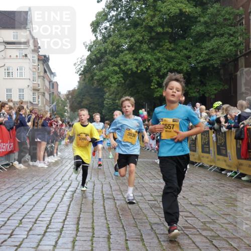 13.09.2026 - Kiel Lauf Yannick Fuchs http://msf.ph/oto/10278757 13.09.2026 08:51:43 Ziel 1210, 1243, 1572, 3779, 3901, 5130, 5169, 5580, 5793, 5976, 6532, 7521, 8538, 11448, 12467, 444, 909, 1238, 1243, 3683, 4159, 4741, 5010, 5211, 5439, 5906, 6699, 7033, 8206, 8657, 8883, 9379, 9929, 10463, 11688, 2020, 3392, 3538, 3557, 5810, 6205, 6372, 7171, 8543, 8700, 12102, 1724, 10970, 11688 meine-sportfotos.de