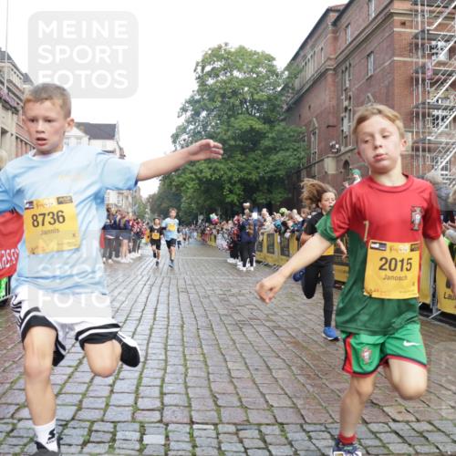 13.09.2026 - Kiel Lauf Yannick Fuchs http://msf.ph/oto/10278918 13.09.2026 08:51:50 Ziel 1210, 1572, 2020, 5169, 5580, 6205, 6532, 7171, 7521, 8543, 8700, 11448, 12102, 12467, 444, 909, 1243, 3683, 3779, 3901, 4159, 4741, 5130, 5211, 5439, 5793, 5906, 5976, 6532, 6699, 7033, 7521, 8206, 8538, 8657, 8883, 9379, 9929, 2015, 3178, 3392, 3538, 3557, 5810, 6372, 8477, 8736, 10826, 11608, 1238, 4159, 5010, 7033, 10463, 11688 meine-sportfotos.de