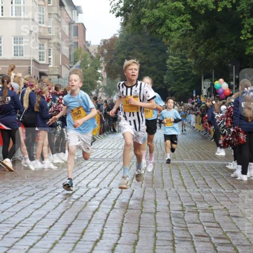 13.09.2026 - Kiel Lauf Yannick Fuchs http://msf.ph/oto/10279044 13.09.2026 08:52:02 Ziel 2015, 2020, 3392, 3538, 3557, 5810, 6205, 6372, 7171, 8736, 10826, 11608, 1210, 1243, 1572, 2020, 3779, 3901, 5130, 5169, 5439, 5580, 5793, 5906, 5976, 6532, 6699, 7521, 8206, 8538, 8543, 8657, 8700, 9379, 9929, 11448, 12102, 12467, 1647, 1809, 3178, 3871, 6937, 7034, 8477, 9381, 10102, 11752, 444, 909, 3683, 4741, 5211, 5439, 5906, 6699, 8657, 8883, 9379, 9929 meine-sportfotos.de