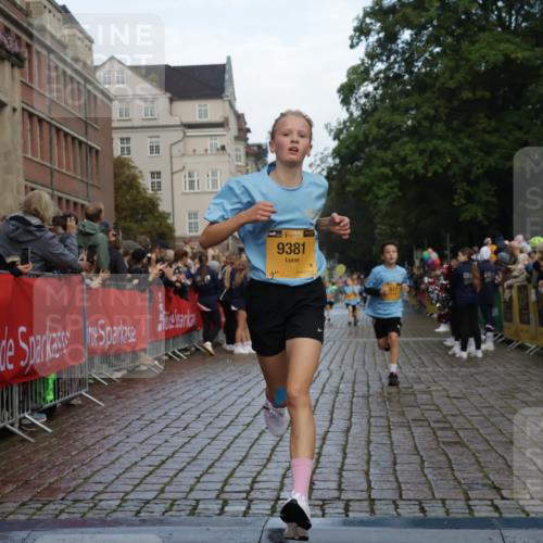 13.09.2026 - Kiel Lauf Yannick Fuchs http://msf.ph/oto/10279118 13.09.2026 08:52:05 Ziel 2015, 3178, 3392, 3538, 3557, 5810, 6205, 6372, 8477, 8736, 10826, 11608, 1210, 1243, 1572, 2020, 3779, 3901, 5130, 5169, 5580, 5793, 5906, 5976, 6205, 6532, 7171, 7521, 8206, 8538, 8543, 8700, 11448, 12102, 12467, 1647, 1809, 3871, 6517, 6937, 7034, 9381, 10102, 11752, 444, 1243, 5439, 5906, 6699, 8206, 8657, 8883, 9379, 9929 meine-sportfotos.de