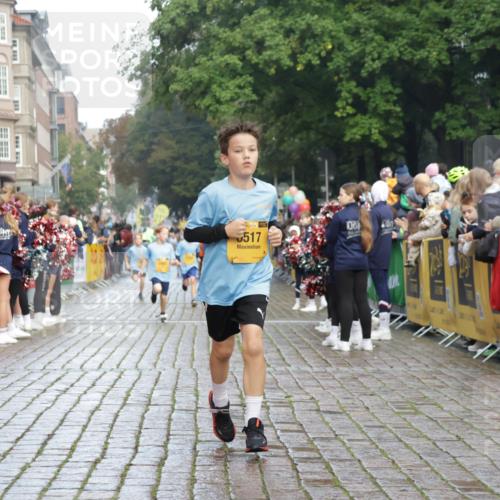 13.09.2026 - Kiel Lauf Yannick Fuchs http://msf.ph/oto/10279140 13.09.2026 08:52:06 Ziel 2015, 3178, 3392, 3538, 3557, 5810, 6372, 7034, 8477, 8736, 10826, 11608, 1210, 1243, 1572, 2020, 3779, 3901, 5130, 5169, 5580, 5793, 5976, 6205, 6532, 7171, 7521, 8206, 8538, 8543, 8700, 11448, 12102, 12467, 1647, 1809, 3871, 6517, 6937, 9381, 10102, 11752, 444, 1243, 5439, 5906, 6699, 8206, 8657, 8883, 9379, 9929 meine-sportfotos.de