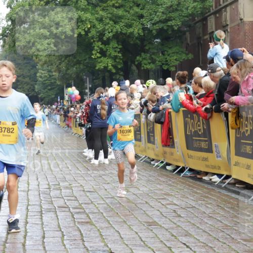 13.09.2026 - Kiel Lauf Yannick Fuchs http://msf.ph/oto/10279219 13.09.2026 08:52:13 Ziel 2015, 3178, 3871, 6372, 6937, 7034, 8477, 8736, 10102, 10826, 11608, 11752, 1210, 1572, 2020, 3392, 3538, 3557, 3779, 3901, 5130, 5169, 5580, 5810, 6205, 6372, 6532, 7171, 7521, 8538, 8543, 8700, 11448, 12102, 12467, 1647, 1809, 3782, 5075, 6517, 7881, 9381, 10396, 1243, 3779, 3901, 5130, 5793, 5976, 6532, 7521, 8206, 8538 meine-sportfotos.de