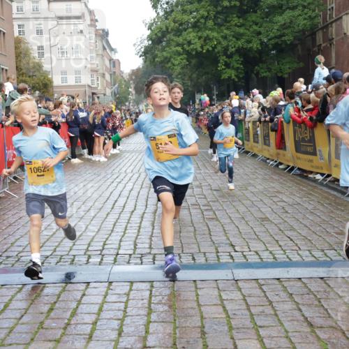 13.09.2026 - Kiel Lauf Yannick Fuchs http://msf.ph/oto/10279572 13.09.2026 08:52:40 Ziel 1799, 2613, 3782, 4158, 4668, 5075, 5121, 5334, 7894, 8745, 10396, 10779, 12460, 1647, 1809, 2015, 3178, 3782, 3871, 6517, 6937, 7034, 7881, 8477, 8736, 9381, 10102, 10826, 11752, 237, 1263, 2402, 2609, 5147, 5149, 5373, 5405, 6210, 6283, 7025, 7423, 7611, 10024, 10414, 10627, 10991, 11248, 11706, 12397, 12454, 12488, 2015, 3392, 3538, 3557, 5810, 6372, 8477, 8736, 10826, 11608 meine-sportfotos.de