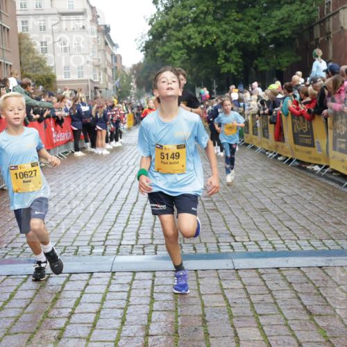 13.09.2026 - Kiel Lauf Yannick Fuchs http://msf.ph/oto/10279577 13.09.2026 08:52:40 Ziel 1799, 2613, 3782, 4158, 4668, 5075, 5121, 5334, 7894, 8745, 10396, 10779, 12460, 1647, 1809, 2015, 3178, 3782, 3871, 6517, 6937, 7034, 7881, 8477, 8736, 9381, 10102, 10826, 11752, 237, 1263, 2402, 2609, 5147, 5149, 5373, 5405, 6210, 6283, 7025, 7423, 7611, 10024, 10414, 10627, 10991, 11248, 11706, 12397, 12454, 12488, 2015, 3392, 3538, 3557, 5810, 6372, 8477, 8736, 10826, 11608 meine-sportfotos.de