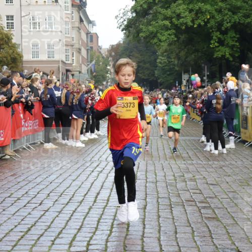 13.09.2026 - Kiel Lauf Yannick Fuchs http://msf.ph/oto/10279608 13.09.2026 08:52:43 Ziel 1799, 2613, 4158, 4668, 5121, 5334, 7894, 8745, 10414, 10779, 11248, 12454, 12460, 1647, 1809, 3178, 3782, 3871, 5075, 6517, 6937, 7034, 7881, 8477, 9381, 10102, 10396, 11752, 237, 1263, 2402, 2609, 5147, 5149, 5373, 5405, 6210, 6283, 6579, 7025, 7085, 7423, 7611, 10024, 10627, 10991, 11706, 12397, 12488, 2015, 3178, 3392, 5810, 6372, 7034, 8477, 8736, 10826, 11608 meine-sportfotos.de