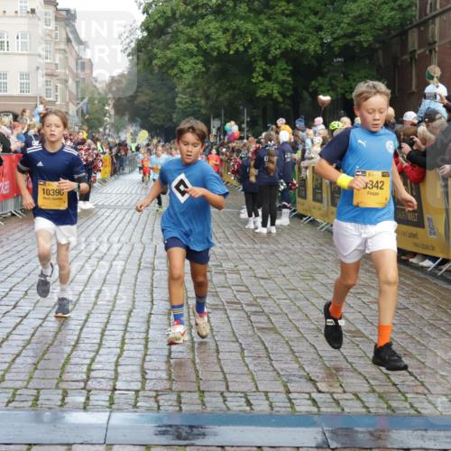 13.09.2026 - Kiel Lauf Yannick Fuchs http://msf.ph/oto/10279736 13.09.2026 08:52:51 Ziel 237, 2402, 2609, 4158, 4668, 5121, 5147, 5149, 5334, 5405, 6210, 6283, 7025, 7423, 7611, 8745, 10024, 10414, 10991, 11248, 12397, 12454, 12488, 1647, 1799, 1809, 2613, 3782, 3871, 5075, 5121, 6517, 6937, 7881, 7894, 8745, 9381, 10102, 10396, 10779, 11752, 12460, 1263, 4756, 5342, 5373, 6579, 7085, 8018, 8510, 8601, 10390, 10627, 11706, 3178, 3871, 6937, 7034, 10102, 11752 meine-sportfotos.de
