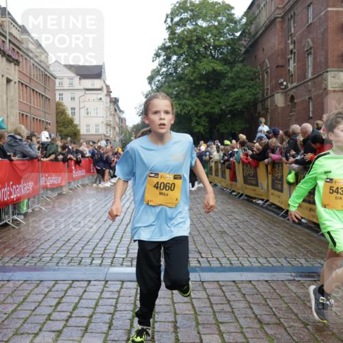 13.09.2026 - Kiel Lauf Yannick Fuchs http://msf.ph/oto/10279808 13.09.2026 08:52:56 Ziel 237, 1263, 2402, 2609, 5147, 5149, 5373, 5405, 6210, 6283, 7025, 7423, 7611, 10024, 10414, 10627, 10991, 11248, 11706, 12397, 12454, 12488, 1647, 1799, 1809, 2613, 3782, 4158, 4668, 5075, 5121, 5334, 6517, 7881, 7894, 8745, 9381, 10396, 10414, 10779, 12460, 2985, 3316, 4060, 4756, 5342, 5436, 6103, 6579, 7085, 8018, 8510, 8601, 8819, 10390, 1647, 1809, 3871, 6517, 6937, 9381, 10102, 11752 meine-sportfotos.de