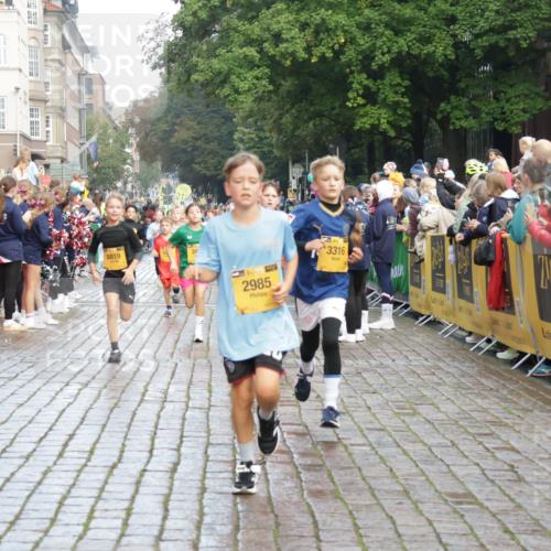 13.09.2026 - Kiel Lauf Yannick Fuchs http://msf.ph/oto/10279823 13.09.2026 08:52:58 Ziel 237, 1263, 2402, 2609, 5147, 5149, 5373, 5405, 6210, 6283, 6579, 7025, 7085, 7423, 7611, 10024, 10627, 10991, 11706, 12397, 12488, 1799, 2613, 3782, 4158, 4668, 5075, 5121, 5334, 6517, 7881, 7894, 8745, 10396, 10414, 10779, 11248, 12454, 12460, 2985, 3316, 3419, 4060, 4756, 5342, 5436, 6103, 8018, 8510, 8541, 8601, 8819, 10390, 1647, 1809, 3871, 6517, 6937, 9381, 10102, 11752 meine-sportfotos.de