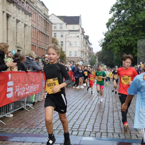 13.09.2026 - Kiel Lauf Yannick Fuchs http://msf.ph/oto/10279859 13.09.2026 08:53:00 Ziel 237, 1263, 4756, 5147, 5149, 5373, 5405, 6210, 6579, 7085, 7611, 8018, 8510, 10024, 10627, 10991, 11706, 12488, 1799, 2402, 2609, 2613, 3782, 4158, 4668, 5075, 5121, 5334, 5405, 6283, 7025, 7423, 7881, 7894, 8745, 10396, 10414, 10779, 11248, 12397, 12454, 12460, 1919, 2985, 3316, 3419, 4060, 5342, 5436, 6103, 7170, 7875, 8095, 8541, 8601, 8819, 10390, 1647, 1809, 6517, 7881, 9381 meine-sportfotos.de