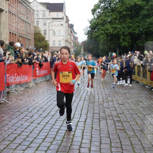 13.09.2026 - Kiel Lauf Yannick Fuchs http://msf.ph/oto/10280083 13.09.2026 08:53:16 Ziel 1919, 2743, 2985, 3316, 3419, 4060, 5342, 5436, 6103, 7170, 7875, 8095, 8541, 8601, 8819, 10390, 237, 1263, 2402, 2609, 4158, 4668, 4756, 5121, 5147, 5149, 5334, 5373, 5405, 6210, 6283, 6579, 7025, 7085, 7423, 7611, 8018, 8510, 8745, 10024, 10414, 10627, 10991, 11248, 11706, 12397, 12454, 12488, 347, 1159, 2016, 2570, 2614, 3210, 3328, 4291, 5177, 5284, 5344, 5455, 6846, 6894, 6979, 7240, 7635, 8857, 8947, 9410, 10122, 11455, 12168, 2613 meine-sportfotos.de