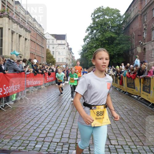 13.09.2026 - Kiel Lauf Yannick Fuchs http://msf.ph/oto/10280177 13.09.2026 08:53:22 Ziel 347, 1919, 2570, 2614, 2743, 2985, 3316, 3328, 3419, 4060, 4291, 5284, 5344, 5436, 6103, 6846, 6894, 6979, 7170, 7875, 8095, 8541, 8819, 8947, 9410, 11455, 12168, 237, 1263, 2402, 2609, 4060, 4756, 5147, 5149, 5342, 5373, 5405, 5436, 6210, 6283, 6579, 7025, 7085, 7423, 7611, 8018, 8510, 8601, 10024, 10390, 10627, 10991, 11248, 11706, 12397, 12454, 12488, 888, 1149, 1159, 2016, 3210, 5120, 5177, 5455, 6004, 7240, 7635, 8024, 8525, 8671, 8857, 8968, 9816, 10122, 10997, 5405 meine-sportfotos.de