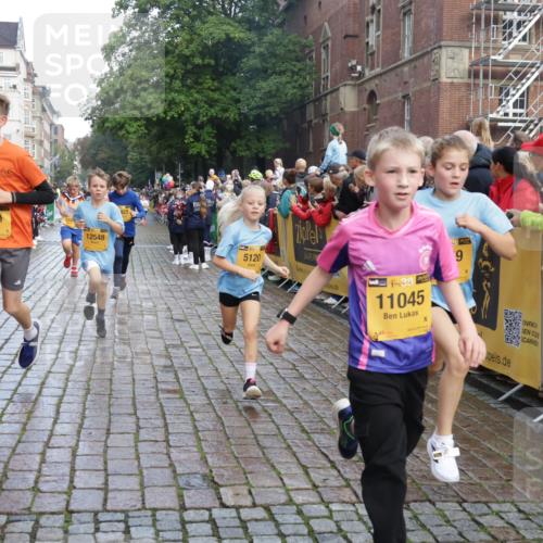 13.09.2026 - Kiel Lauf Yannick Fuchs http://msf.ph/oto/10280196 13.09.2026 08:53:24 Ziel 347, 1919, 2570, 2614, 2743, 2985, 3210, 3316, 3328, 3419, 4291, 5284, 5344, 6103, 6846, 6894, 6979, 7170, 7635, 7875, 8095, 8541, 8819, 8947, 9410, 10122, 11185, 11455, 12168, 237, 1263, 2402, 2609, 4060, 4756, 5147, 5149, 5342, 5373, 5405, 5436, 6210, 6283, 6579, 7025, 7085, 7423, 7611, 8018, 8510, 8601, 10024, 10390, 10627, 10991, 11706, 12397, 12488, 888, 1149, 1159, 1332, 2016, 5120, 5177, 5455, 6004, 6702, 7240, 8024, 8525, 8671, 8857, 8968, 9816, 10997, 5405, 6210 meine-sportfotos.de