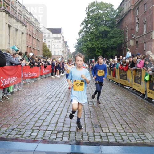 13.09.2026 - Kiel Lauf Yannick Fuchs http://msf.ph/oto/10280222 13.09.2026 08:53:25 Ziel 347, 1159, 1919, 2570, 2614, 2743, 2985, 3210, 3316, 3328, 3419, 4291, 5284, 5344, 6103, 6846, 6894, 6979, 7170, 7240, 7635, 7875, 8095, 8541, 8819, 8857, 8947, 9410, 10122, 11185, 11455, 12168, 237, 1263, 2985, 3316, 4060, 4756, 5147, 5149, 5342, 5373, 5405, 5436, 6210, 6579, 7085, 7611, 8018, 8510, 8601, 10024, 10390, 10627, 10991, 11706, 12488, 888, 1149, 1332, 2016, 2447, 5120, 5177, 5455, 6004, 6702, 8024, 8525, 8671, 8968, 9816, 10997, 5147, 5405, 6210, 12488 meine-sportfotos.de