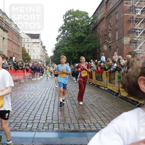 13.09.2026 - Kiel Lauf Yannick Fuchs http://msf.ph/oto/10280671 13.09.2026 08:54:05 Ziel 120, 488, 1244, 1540, 1823, 2122, 2141, 2324, 2489, 4618, 4717, 4956, 5236, 5586, 5993, 7341, 7470, 7815, 8006, 9850, 9880, 10726, 10775, 10868, 12111, 12112, 12663, 12829, 193, 258, 262, 888, 1149, 1159, 1332, 1529, 2016, 2141, 2447, 3234, 4607, 4791, 5120, 5177, 5432, 5455, 6004, 6267, 6628, 6702, 6733, 7240, 7815, 8006, 8024, 8332, 8525, 8671, 8857, 8968, 9266, 9816, 10997, 11170, 11593, 11830, 12511, 12548, 12711, 12828, 1218, 1463, 2610, 2742, 3896, 4059, 4494 meine-sportfotos.de