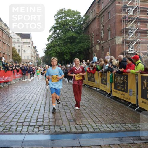 13.09.2026 - Kiel Lauf Yannick Fuchs http://msf.ph/oto/10280675 13.09.2026 08:54:05 Ziel 120, 488, 1244, 1540, 1823, 2122, 2141, 2324, 2489, 4618, 4717, 4956, 5236, 5586, 5993, 7341, 7470, 7815, 8006, 9850, 9880, 10726, 10775, 10868, 12111, 12112, 12663, 12829, 193, 258, 262, 888, 1149, 1159, 1332, 1529, 2016, 2141, 2447, 3234, 4607, 4791, 5120, 5177, 5432, 5455, 6004, 6267, 6628, 6702, 6733, 7240, 7815, 8006, 8024, 8332, 8525, 8671, 8857, 8968, 9266, 9816, 10997, 11170, 11593, 11830, 12511, 12548, 12711, 12828, 1218, 1463, 2610, 2742, 3896, 4059, 4494 meine-sportfotos.de