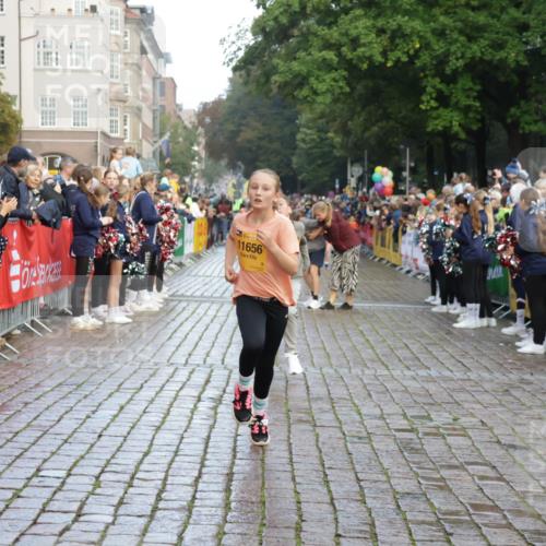 13.09.2026 - Kiel Lauf Yannick Fuchs http://msf.ph/oto/10280759 13.09.2026 08:54:12 Ziel 488, 1463, 1540, 2489, 2610, 4059, 4618, 4717, 5236, 5993, 6134, 7470, 9291, 9850, 9880, 10775, 10868, 10920, 11468, 11672, 11840, 12111, 12112, 120, 193, 258, 262, 888, 1149, 1244, 1332, 1529, 1823, 2122, 2141, 2324, 2447, 3234, 4607, 4791, 4956, 5120, 5432, 5586, 6004, 6267, 6628, 6702, 6733, 7341, 7815, 8006, 8024, 8332, 8525, 8671, 8968, 9266, 9816, 10726, 10997, 11170, 11593, 12511, 12548, 12663, 12711, 12828, 12829, 241, 1218, 2742, 3211, 3896, 3936, 4494 meine-sportfotos.de