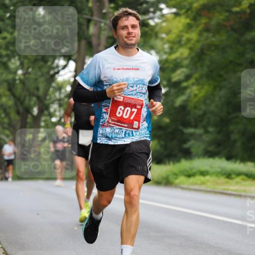 13.09.2026 - 21. swb-Marathon Bremen TobiasT http://msf.ph/oto/10280886 13.09.2026 11:39:16 Laufen 21, 26, 607, 21, 2, 11 meine-sportfotos.de
