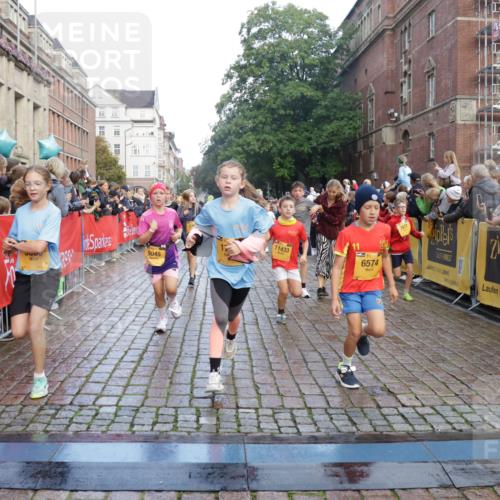 13.09.2026 - Kiel Lauf Yannick Fuchs http://msf.ph/oto/10280908 13.09.2026 08:54:25 Ziel 241, 1218, 1463, 2610, 2742, 3211, 3896, 3936, 4419, 4494, 4731, 5041, 5462, 6030, 6214, 6618, 6740, 6945, 7055, 8110, 8111, 8545, 9447, 9714, 10920, 10937, 11468, 11656, 11672, 11840, 120, 193, 258, 262, 488, 1244, 1463, 1529, 1540, 1823, 2122, 2141, 2324, 2489, 4059, 4607, 4618, 4717, 4791, 4956, 5236, 5432, 5586, 5993, 6134, 6267, 6733, 7341, 7470, 7815, 8006, 8332, 9266, 9291, 9850, 9880, 10726, 10775, 10868, 11672, 12111, 12112, 12663, 12711, 12829, 159, 1701, 2139 meine-sportfotos.de