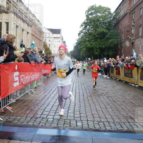 13.09.2026 - Kiel Lauf Yannick Fuchs http://msf.ph/oto/10281012 13.09.2026 08:54:32 Ziel 241, 2542, 2742, 3211, 3896, 3936, 4419, 5462, 5693, 6214, 6740, 6945, 7055, 7774, 8110, 8111, 8545, 8670, 9698, 9714, 10937, 11656, 120, 488, 1218, 1244, 1463, 1540, 2122, 2324, 2489, 2610, 4059, 4494, 4618, 4717, 4731, 4956, 5041, 5236, 5586, 5993, 6030, 6134, 6214, 6618, 7470, 9291, 9447, 9714, 9850, 9880, 10775, 10868, 10920, 11468, 11672, 11840, 12111, 12112, 12663, 12829, 159, 561, 820, 1701, 2139, 2770, 4227, 120, 2122 meine-sportfotos.de