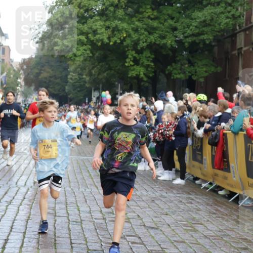 13.09.2026 - Kiel Lauf Yannick Fuchs http://msf.ph/oto/10281082 13.09.2026 08:54:39 Ziel 1701, 2139, 2542, 2754, 3457, 3936, 5693, 6574, 6737, 7774, 7877, 8670, 8850, 9045, 9533, 9698, 10488, 11263, 11433, 11656, 241, 488, 1218, 1463, 1540, 2489, 2610, 2742, 3211, 3896, 3936, 4059, 4419, 4494, 4618, 4717, 4731, 5041, 5236, 5462, 5993, 6030, 6134, 6214, 6618, 6740, 6945, 7055, 7470, 8110, 8111, 8545, 9291, 9447, 9714, 9850, 10775, 10868, 10920, 10937, 11468, 11672, 11840, 12111, 12112, 159, 561, 744, 820, 2699, 2770, 4069, 4227, 4348, 6607, 120, 2122 meine-sportfotos.de