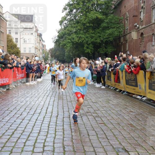 13.09.2026 - Kiel Lauf Yannick Fuchs http://msf.ph/oto/10281140 13.09.2026 08:54:44 Ziel 159, 561, 820, 1701, 2139, 2542, 2754, 2770, 3457, 4227, 5454, 6574, 6737, 7877, 8670, 8850, 9045, 9533, 9698, 10279, 10447, 10488, 11133, 11263, 11433, 12654, 241, 1218, 1463, 1540, 2610, 2742, 3211, 3896, 3936, 4059, 4419, 4494, 4618, 4717, 4731, 5041, 5462, 5693, 6030, 6134, 6214, 6618, 6740, 6945, 7055, 7774, 8110, 8111, 8545, 9291, 9447, 9714, 10920, 10937, 11468, 11656, 11672, 11840, 495, 744, 889, 1450, 2699, 2773, 4069, 4348, 6607 meine-sportfotos.de