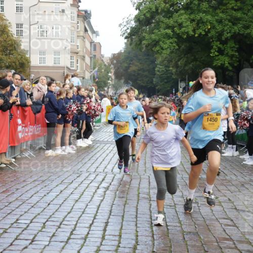 13.09.2026 - Kiel Lauf Yannick Fuchs http://msf.ph/oto/10281150 13.09.2026 08:54:45 Ziel 159, 561, 820, 1701, 2139, 2542, 2754, 2770, 3457, 4227, 5454, 6574, 6737, 7877, 8670, 8850, 9045, 9533, 9698, 10279, 10447, 10488, 11133, 11263, 11433, 11464, 12654, 241, 1218, 1463, 1540, 2610, 2742, 3211, 3896, 3936, 4059, 4419, 4494, 4731, 5041, 5462, 5693, 6030, 6134, 6214, 6618, 6740, 6945, 7055, 7774, 8110, 8111, 8545, 9291, 9447, 9698, 9714, 10920, 10937, 11468, 11656, 11672, 11840, 495, 744, 889, 1450, 2699, 2773, 4069, 4348, 6607 meine-sportfotos.de