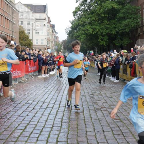 13.09.2026 - Kiel Lauf Yannick Fuchs http://msf.ph/oto/10281181 13.09.2026 08:54:48 Ziel 159, 561, 820, 1701, 2139, 2754, 2770, 3457, 4227, 5454, 6574, 6607, 6737, 7877, 8850, 9045, 9533, 10279, 10447, 10488, 11133, 11263, 11330, 11433, 11464, 11470, 12654, 241, 1218, 1463, 2542, 2610, 2742, 3211, 3896, 3936, 4059, 4419, 4494, 4731, 5041, 5462, 5693, 6030, 6134, 6214, 6618, 6740, 6945, 7055, 7774, 8110, 8111, 8545, 8670, 8850, 9291, 9447, 9698, 9714, 10920, 10937, 11468, 11656, 11672, 11840, 471, 495, 744, 889, 1450, 2699, 2773, 3863, 4069, 4348 meine-sportfotos.de