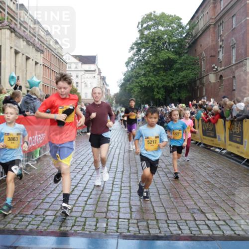13.09.2026 - Kiel Lauf Yannick Fuchs http://msf.ph/oto/10281225 13.09.2026 08:54:52 Ziel 159, 561, 744, 820, 1701, 2699, 2754, 2770, 4069, 4227, 4348, 5454, 6607, 6737, 7877, 9045, 10279, 10447, 11133, 11263, 11330, 11433, 11464, 11470, 11780, 12654, 241, 1218, 1701, 2139, 2542, 2742, 3211, 3457, 3896, 3936, 4419, 4494, 4731, 5041, 5462, 5693, 6030, 6214, 6574, 6618, 6740, 6945, 7055, 7774, 7877, 8110, 8111, 8545, 8670, 8850, 9447, 9533, 9698, 9714, 10488, 10920, 10937, 11433, 11656, 471, 495, 889, 1450, 1768, 2773, 3219, 3863, 6206 meine-sportfotos.de