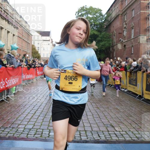 13.09.2026 - Kiel Lauf Yannick Fuchs http://msf.ph/oto/10281448 13.09.2026 08:55:08 Ziel 471, 495, 889, 1450, 1768, 2773, 3219, 3863, 4828, 5212, 6206, 6570, 7917, 8546, 9163, 10817, 10822, 11071, 11235, 11573, 12291, 12349, 159, 561, 744, 820, 1701, 2139, 2542, 2699, 2754, 2770, 3457, 4069, 4227, 4348, 5454, 6574, 6607, 6737, 7774, 7877, 8670, 8850, 9045, 9163, 9533, 9698, 10279, 10447, 10488, 11133, 11263, 11330, 11433, 11464, 11470, 11780, 12654, 114, 329, 589, 1106, 1109, 1297, 1489, 2023, 3218, 3356, 3693, 5225, 5860, 7072, 7222, 11656 meine-sportfotos.de