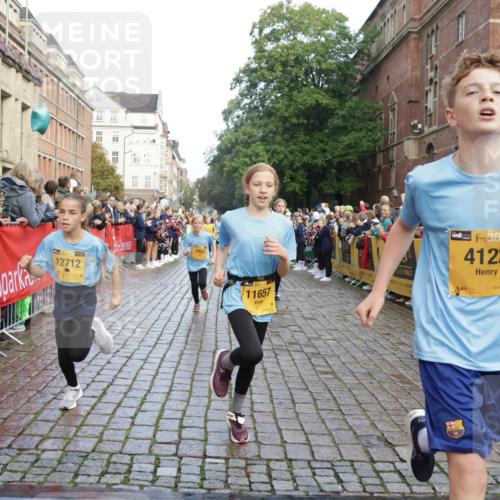 13.09.2026 - Kiel Lauf Yannick Fuchs http://msf.ph/oto/10281578 13.09.2026 08:55:20 Ziel 114, 589, 1106, 1109, 1297, 1489, 1768, 2023, 2026, 2272, 2932, 3218, 3219, 3356, 3693, 4359, 4760, 4761, 4966, 5225, 5860, 6206, 6268, 7072, 7222, 8027, 8546, 9216, 10222, 10604, 10716, 11400, 11469, 11573, 159, 471, 495, 561, 744, 820, 889, 1450, 1768, 2699, 2770, 2773, 3219, 3863, 4069, 4227, 4348, 4828, 5212, 5454, 6570, 6607, 7917, 9163, 10279, 10447, 10817, 10822, 11071, 11133, 11235, 11330, 11464, 11470, 11573, 11780, 12349, 12654, 329, 1952, 2453, 561, 820 meine-sportfotos.de