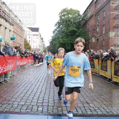 13.09.2026 - Kiel Lauf Yannick Fuchs http://msf.ph/oto/10281644 13.09.2026 08:55:24 Ziel 114, 329, 589, 1106, 1109, 1297, 1489, 2023, 2026, 2272, 2932, 3218, 3356, 3693, 4359, 4760, 4761, 4966, 5225, 5860, 6268, 7072, 7207, 7222, 7601, 7852, 7907, 8027, 9216, 9344, 10222, 10604, 10716, 11400, 11469, 12219, 12530, 471, 495, 744, 889, 1450, 1768, 2699, 2773, 3218, 3219, 3863, 4069, 4348, 4828, 5212, 6206, 6570, 6607, 7917, 8546, 9163, 10716, 10817, 10822, 11071, 11235, 11330, 11464, 11470, 11573, 11780, 12349, 1150, 1952, 2453, 561, 820 meine-sportfotos.de