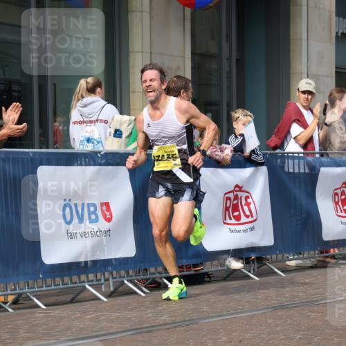 13.09.2026 - 21. swb-Marathon Bremen Strokosch-Dieckow http://msf.ph/oto/10281674 13.09.2026 10:28:26 Ziel 13515, 13547, 13567, 13593, 13624, 12272, 13501, 13547, 13635 meine-sportfotos.de
