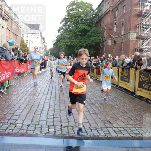 13.09.2026 - Kiel Lauf Yannick Fuchs http://msf.ph/oto/10281680 13.09.2026 08:55:27 Ziel 114, 329, 589, 1106, 1109, 1297, 1489, 1952, 2023, 2026, 2272, 2344, 2642, 2932, 3356, 3693, 4359, 4760, 4761, 4966, 5225, 5932, 6268, 7072, 7207, 7601, 7852, 7907, 8027, 9344, 10222, 11400, 11469, 12219, 12530, 114, 471, 495, 744, 889, 1450, 1489, 1768, 2699, 2773, 3218, 3219, 3863, 4069, 4348, 4828, 5212, 5860, 6206, 6570, 6607, 7222, 7917, 8546, 9163, 9216, 10604, 10716, 10817, 10822, 11071, 11235, 11400, 11573, 11780, 12349, 277, 1150, 1160, 1310, 2453, 561, 820 meine-sportfotos.de