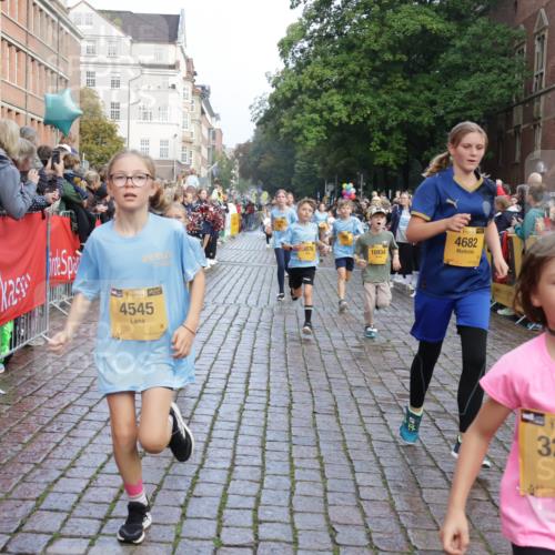 13.09.2026 - Kiel Lauf Yannick Fuchs http://msf.ph/oto/10281714 13.09.2026 08:55:30 Ziel 329, 589, 1106, 1952, 2023, 2026, 2272, 2344, 2642, 2932, 3356, 3693, 4359, 4760, 4761, 4966, 5932, 6268, 7072, 7207, 7601, 7852, 7907, 7929, 8027, 9344, 11469, 12219, 12530, 114, 471, 495, 744, 889, 1109, 1297, 1450, 1489, 1768, 2699, 2773, 3218, 3219, 3356, 3693, 3863, 4069, 4828, 5212, 5225, 5860, 6206, 6570, 7072, 7222, 7917, 8546, 9163, 9216, 10222, 10604, 10716, 10817, 10822, 11071, 11235, 11400, 11573, 12349, 277, 1150, 1160, 1310, 2453, 561, 820 meine-sportfotos.de