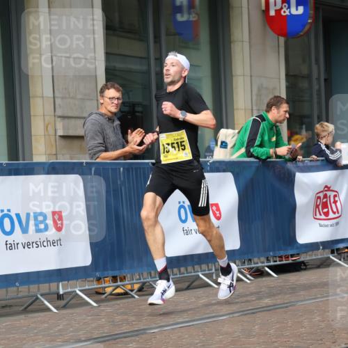 13.09.2026 - 21. swb-Marathon Bremen Strokosch-Dieckow http://msf.ph/oto/10281751 13.09.2026 10:28:35 Ziel 13593, 13614, 13624, 12272, 13515, 13547, 13567, 13635 meine-sportfotos.de