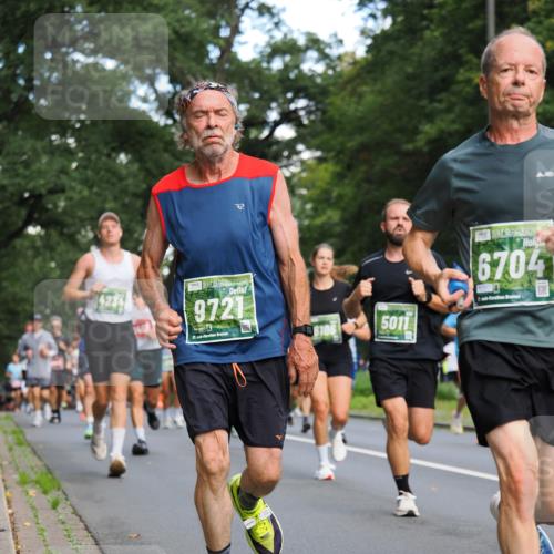 13.09.2026 - 21. swb-Marathon Bremen TobiasT http://msf.ph/oto/10281766 13.09.2026 11:57:04 Laufen 4234, 9721, 21, 26, 5011, 6704, 7 meine-sportfotos.de