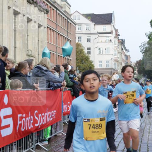 13.09.2026 - Kiel Lauf Yannick Fuchs http://msf.ph/oto/10281972 13.09.2026 08:55:51 Ziel 277, 645, 1150, 1160, 1249, 1310, 1712, 2998, 3253, 3358, 4545, 4682, 4755, 5289, 5297, 5547, 5781, 5876, 6290, 7748, 8619, 8960, 9033, 9302, 9792, 10188, 10818, 10934, 11439, 114, 329, 589, 1106, 1109, 1297, 1489, 1952, 2023, 2026, 2272, 2344, 2453, 2642, 2932, 3356, 3693, 4122, 4359, 4760, 4761, 4966, 5225, 5932, 6268, 7072, 7207, 7222, 7601, 7748, 7852, 7907, 7929, 8027, 9344, 10222, 10227, 10271, 10604, 11400, 11469, 11657, 12219, 12712, 74, 76, 669, 114 meine-sportfotos.de