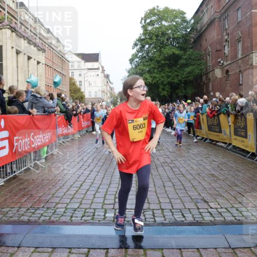 13.09.2026 - Kiel Lauf Yannick Fuchs http://msf.ph/oto/10282031 13.09.2026 08:55:58 Ziel 74, 234, 547, 645, 808, 1249, 1581, 2711, 3358, 3409, 3454, 4755, 5259, 5289, 5297, 5547, 5781, 5876, 7816, 8527, 8619, 8960, 9792, 9930, 9935, 10934, 11376, 12557, 277, 329, 589, 1106, 1150, 1160, 1310, 1712, 1952, 2272, 2344, 2453, 2642, 2998, 3253, 4122, 4545, 4682, 4760, 4761, 4966, 5876, 5932, 6290, 7207, 7601, 7748, 7852, 7907, 7929, 8027, 9033, 9302, 9344, 10227, 10271, 10818, 11439, 11657, 12219, 12712, 76, 669, 5823, 114, 7907, 12219 meine-sportfotos.de