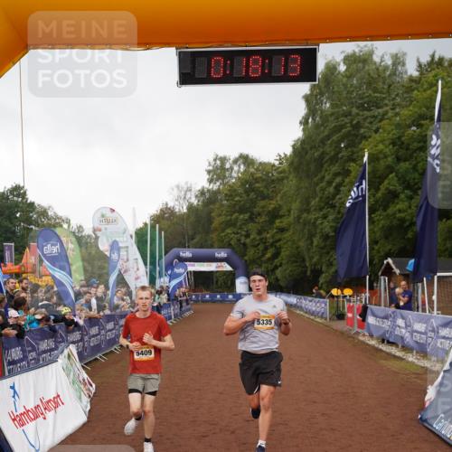 13.09.2026 - Airport Race Dennis Weichert http://msf.ph/oto/10282096 13.09.2026 10:18:47 Ziel 5409, 5411 meine-sportfotos.de