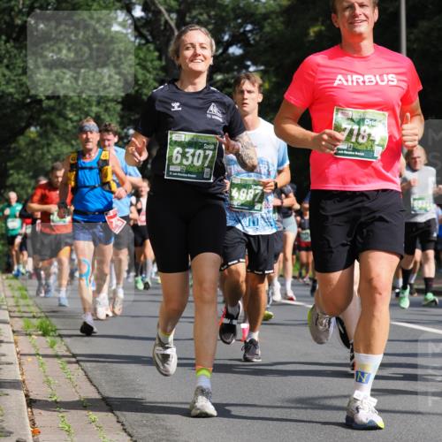 13.09.2026 - 21. swb-Marathon Bremen TobiasT http://msf.ph/oto/10282117 13.09.2026 11:59:53 Laufen 6307, 5877, 21, 4987, 00, 718, 497, 26, 6937 meine-sportfotos.de