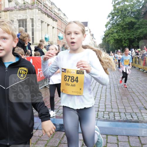 13.09.2026 - Kiel Lauf Yannick Fuchs http://msf.ph/oto/10282176 13.09.2026 08:56:07 Ziel 74, 76, 234, 547, 669, 808, 1126, 1444, 1581, 2143, 2197, 2711, 3179, 3350, 3409, 3454, 5012, 5259, 5759, 6212, 6232, 6738, 7155, 7390, 7489, 7816, 8527, 9374, 9930, 9935, 11376, 11995, 12138, 12242, 12557, 277, 547, 645, 1150, 1160, 1249, 1310, 1712, 2344, 2453, 2998, 3253, 3358, 4122, 4545, 4682, 4755, 5289, 5297, 5547, 5781, 5876, 6290, 7748, 7929, 9033, 9302, 10227, 10271, 10818, 11439, 11657, 12712, 3750, 4023, 5545, 5823, 329, 7207, 7601, 7907, 12219 meine-sportfotos.de