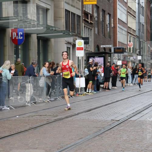 13.09.2026 - 21. swb-Marathon Bremen Strokosch-Dieckow http://msf.ph/oto/10282191 13.09.2026 10:30:13 Ziel 12458, 13569, 13576, 13603, 13522, 13561, 13569 meine-sportfotos.de