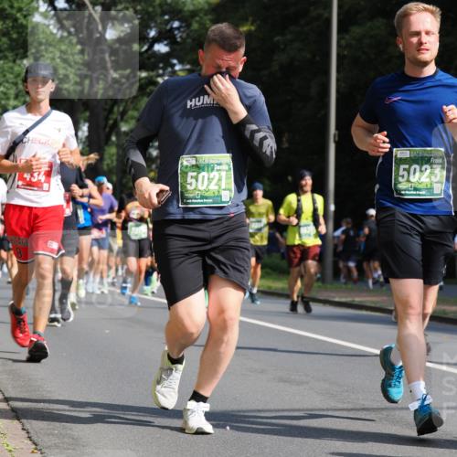 13.09.2026 - 21. swb-Marathon Bremen TobiasT http://msf.ph/oto/10282231 13.09.2026 12:00:21 Laufen 24, 434, 5021, 21, 026, 8, 5023, 26 meine-sportfotos.de