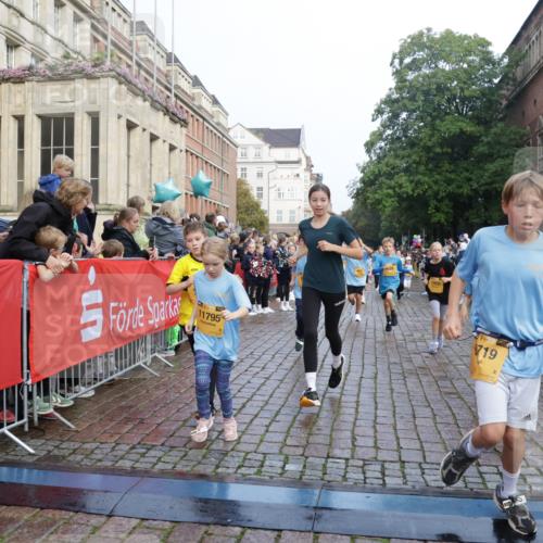 13.09.2026 - Kiel Lauf Yannick Fuchs http://msf.ph/oto/10282258 13.09.2026 08:56:12 Ziel 74, 76, 234, 669, 808, 1126, 1346, 1444, 1581, 2143, 2197, 2497, 2640, 2685, 3179, 3350, 3454, 4165, 5012, 5259, 5687, 5759, 6003, 6212, 6232, 6591, 6738, 7155, 7390, 7489, 7726, 8056, 8527, 8917, 9374, 10803, 11310, 11409, 11995, 12138, 12242, 234, 277, 547, 645, 1150, 1160, 1249, 1310, 1581, 1712, 2453, 2711, 2998, 3253, 3358, 3409, 3454, 4545, 4682, 4755, 5259, 5289, 5297, 5547, 5781, 5876, 6290, 7748, 9033, 9302, 10227, 10271, 10818, 11439, 12712, 3750, 4023, 5545, 5823 meine-sportfotos.de