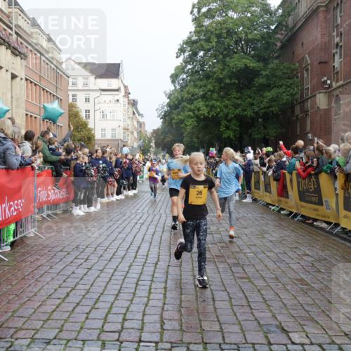 13.09.2026 - Kiel Lauf Yannick Fuchs http://msf.ph/oto/10282349 13.09.2026 08:56:17 Ziel 407, 669, 759, 1346, 2197, 2497, 2640, 2685, 3179, 3350, 3750, 4023, 4165, 5459, 5545, 5687, 5759, 5823, 6003, 6212, 6232, 6275, 6371, 6591, 6738, 7390, 7489, 7702, 7726, 7769, 8056, 8259, 8544, 8917, 9374, 9957, 10610, 10803, 11310, 11409, 12242, 74, 76, 234, 277, 547, 645, 808, 1126, 1150, 1160, 1249, 1310, 1444, 1581, 1712, 2143, 2197, 2711, 2998, 3253, 3358, 3409, 3454, 4545, 4682, 4755, 5012, 5259, 5289, 5297, 5547, 5781, 5876, 6290, 9033, 9302, 10818, 11439 meine-sportfotos.de
