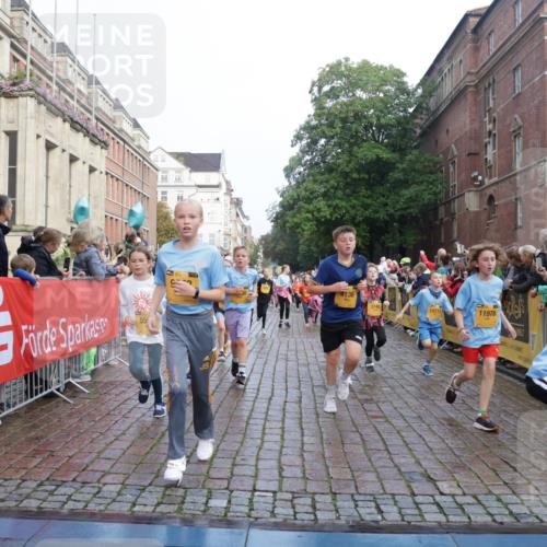 13.09.2026 - Kiel Lauf Yannick Fuchs http://msf.ph/oto/10282507 13.09.2026 08:56:26 Ziel 407, 470, 582, 758, 759, 1009, 1950, 2173, 2497, 2640, 2719, 3078, 3750, 4023, 4165, 4537, 4602, 5315, 5459, 5545, 5823, 6275, 6371, 6591, 7702, 7726, 7769, 7865, 7866, 8056, 8259, 8544, 8719, 8784, 8917, 9021, 9957, 10610, 11310, 11409, 11795, 12032, 74, 76, 234, 547, 669, 808, 1126, 1346, 1444, 1581, 2143, 2197, 2685, 2711, 3179, 3350, 3358, 3409, 3454, 4755, 5012, 5259, 5289, 5297, 5547, 5687, 5759, 5781, 6003, 6212, 6232, 7390, 9374 meine-sportfotos.de