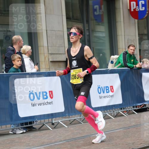 13.09.2026 - 21. swb-Marathon Bremen Strokosch-Dieckow http://msf.ph/oto/10282527 13.09.2026 10:30:59 Ziel 13571, 13572, 13602, 12458, 13537, 13554, 13572, 13630 meine-sportfotos.de